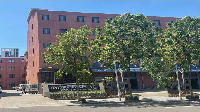 Што прави доверлив производител на секојдневна и спортска облека на денешниот пазар